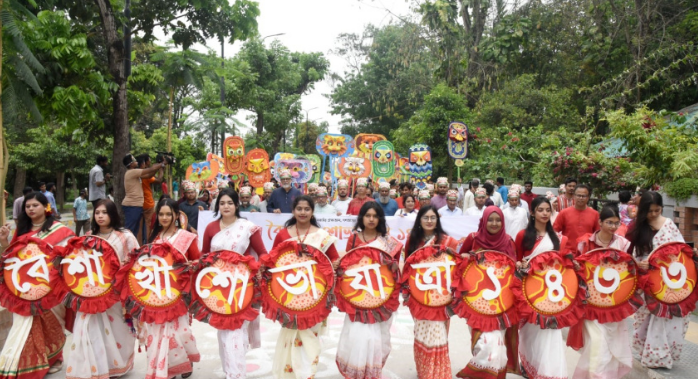 ক্যাম্পাসে সাংস্কৃতিক কার্যক্রমে শিক্ষার্থীদের অংশগ্রহণ বাড়ছে