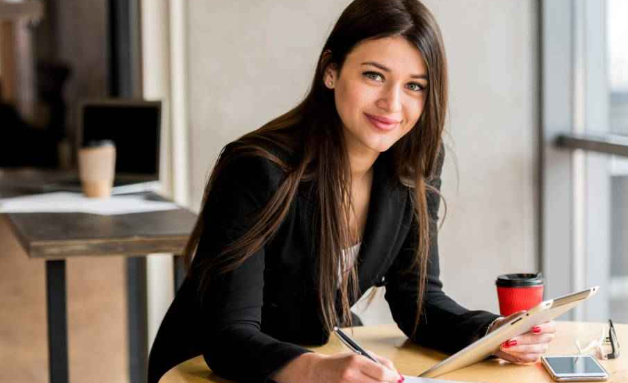ফ্রেশারদের চাকরি খোঁজায় internship-এর গুরুত্ব